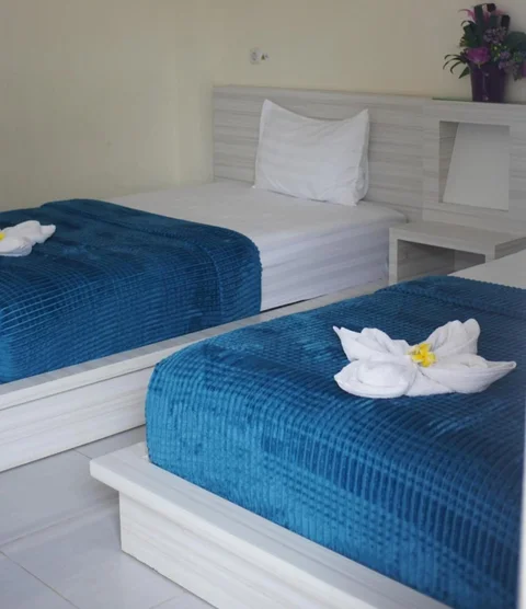 Палу: Granada Inn Palu
