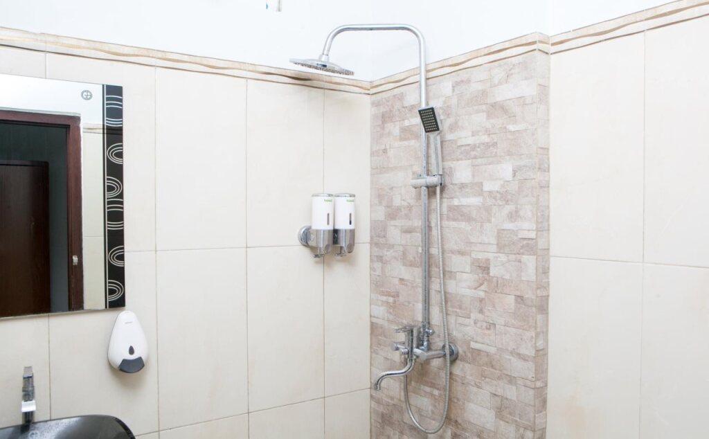 Бандунг: Rizh Garden Family Hotel
