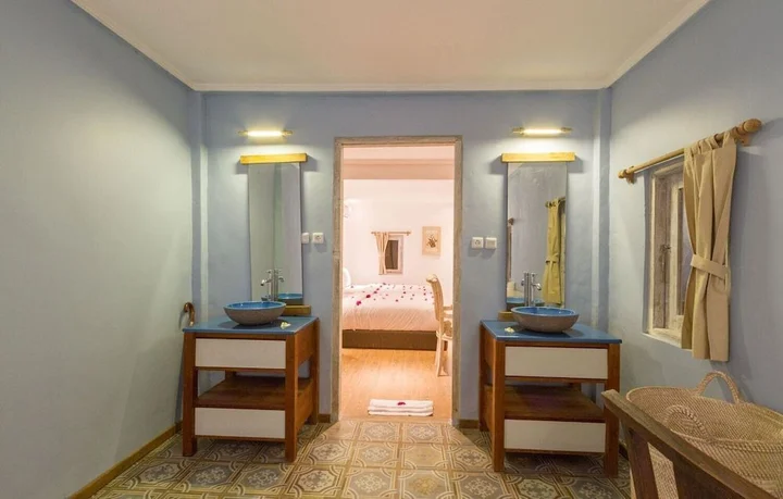 Гили-Мено: Villa Shelra