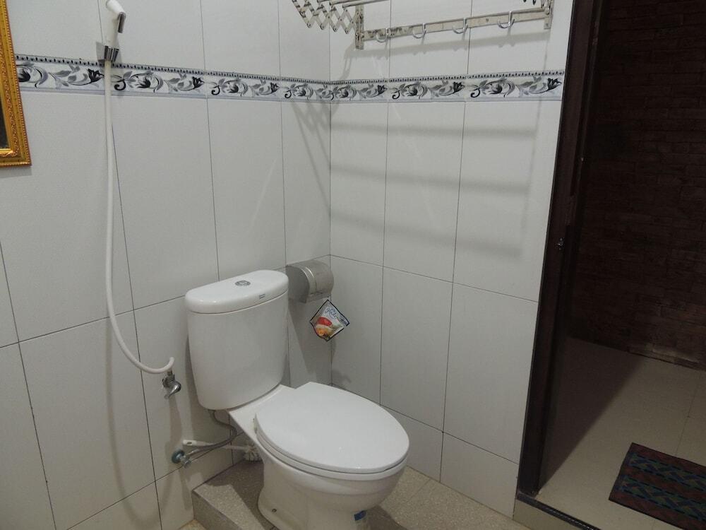 Кебумен: Pantai Suwuk River View Bungalow