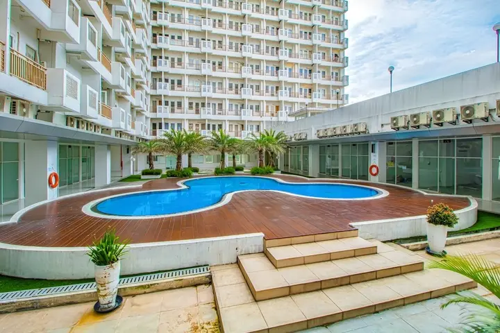 Сукарайя: Skyland Sentul Tower Apartment