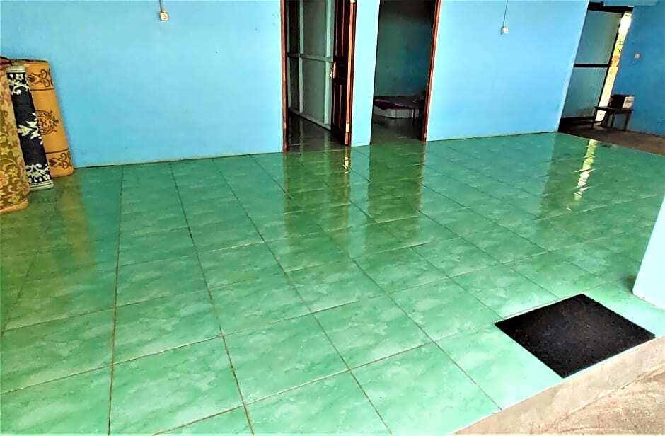 Батуретно: Homestay Mbak Nur