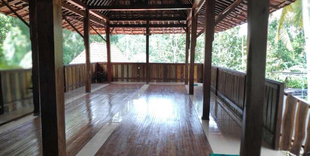 Батуретно: Homestay Rahayu