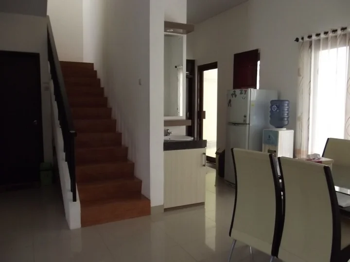 Батуретно: Three Bedrooms House With a Pool
