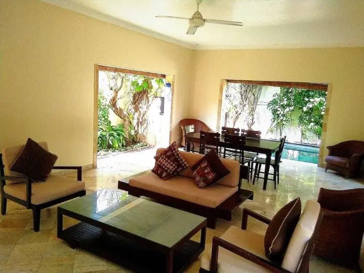 Кута: 3 bedroom villa river side Legian