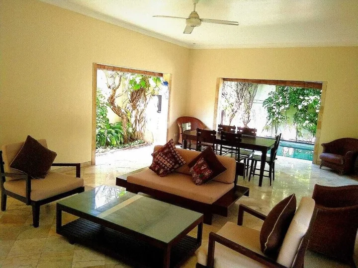 Кута: 3 bedroom villa river side Legian