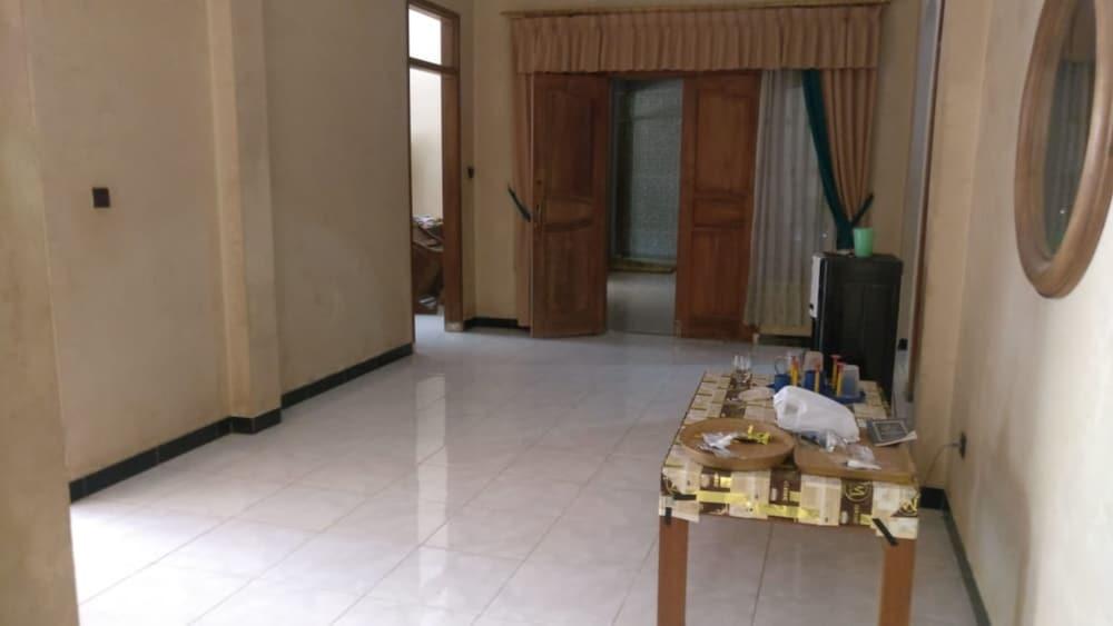 Батуретно: Pringsewu Craft Homestay - Hostel