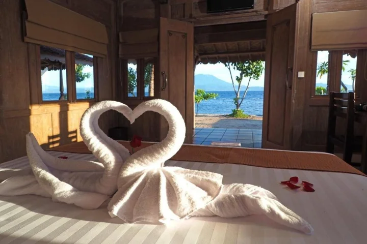 Пенида: Blue Harbor Beachfront Villas & Resto