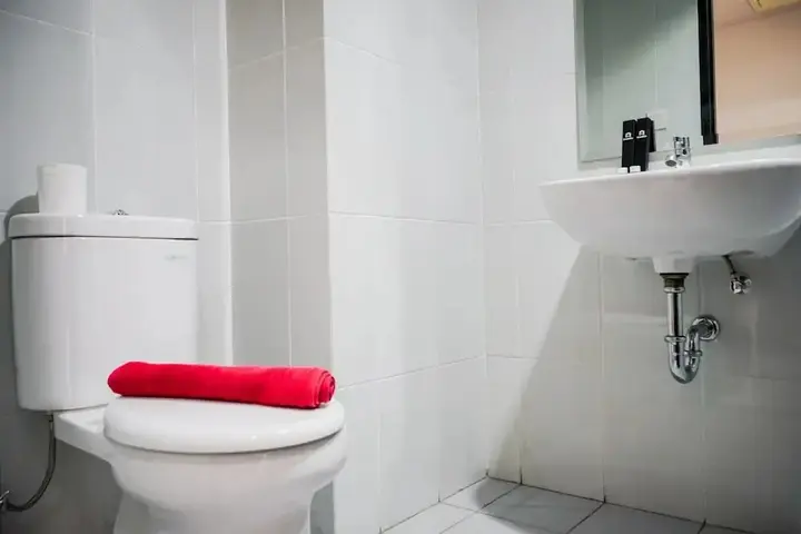 Legok: Cozy Minimalist Studio @ Casa de Parco Apartment