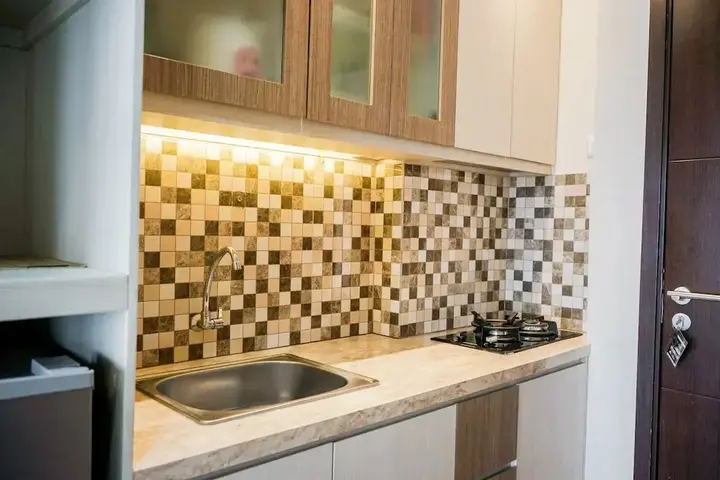 Legok: Stylish and Comfy Studio Saveria Apartment