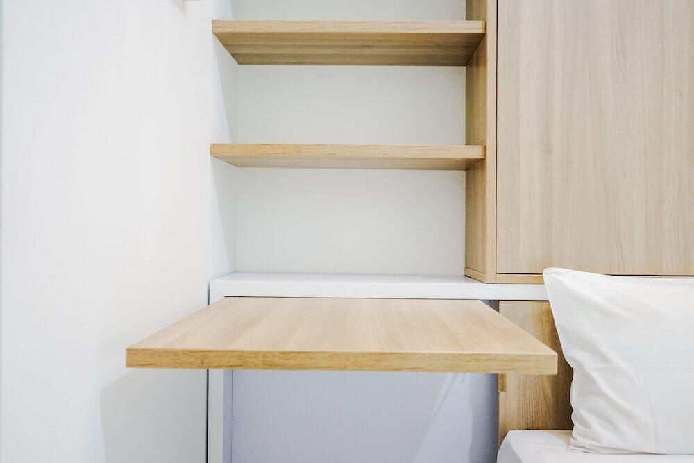 Comfortable and Beautiful Studio Apartment @ Springwood Residence — фото 1