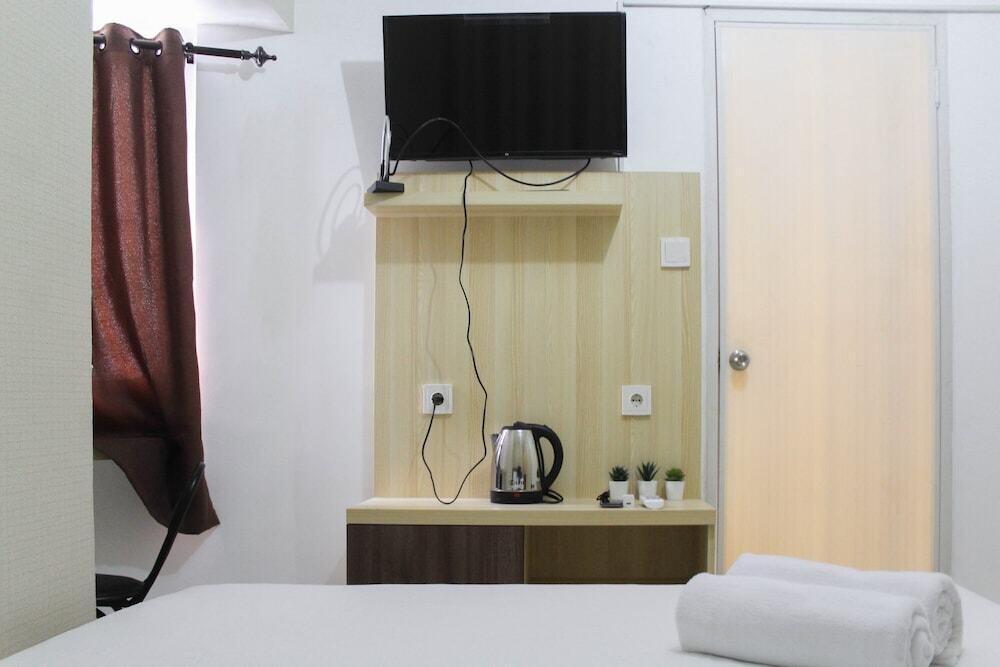 Тангеранг: Spectacular and Posh Studio Aeropolis Apartment