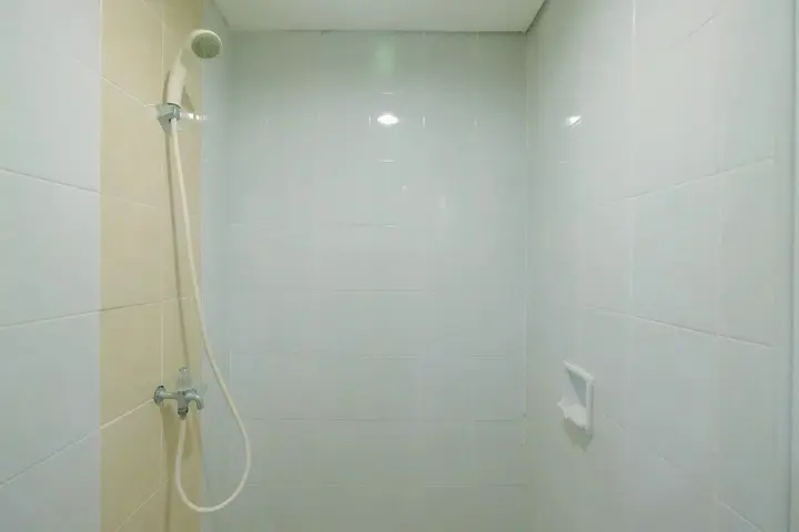 Депок: Comfortable Studio Apartment at Taman Melati near Universitas Indonesia
