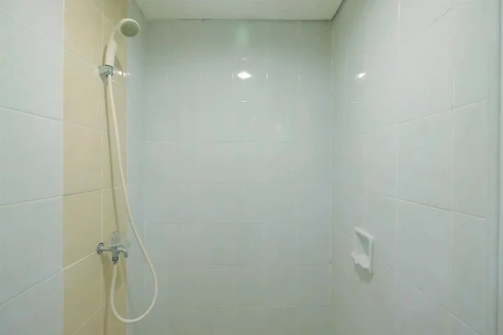 Депок: Comfortable Studio Apartment at Taman Melati near Universitas Indonesia