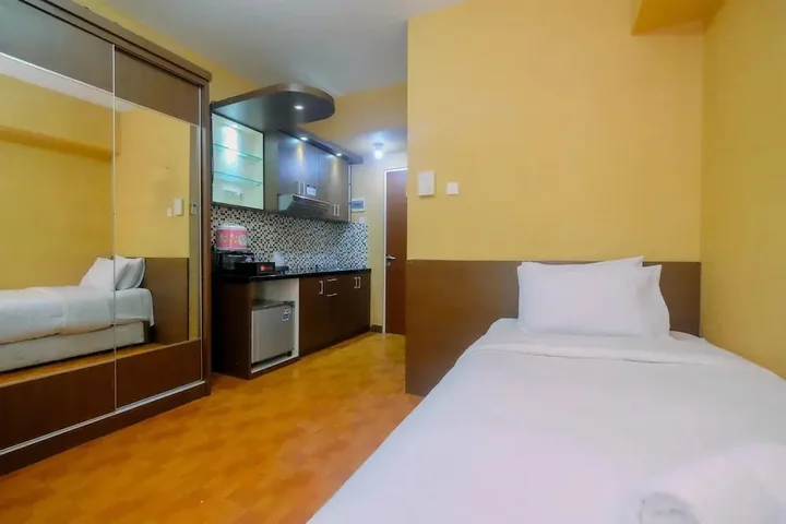 Депок: Comfortable Studio Apartment at Taman Melati near Universitas Indonesia