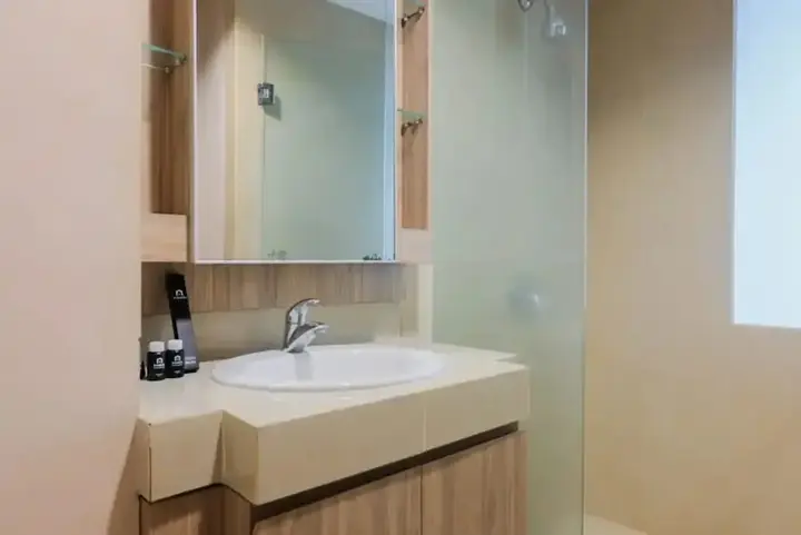 Тангеранг: Studio Apartment with Mall Access at U Residence