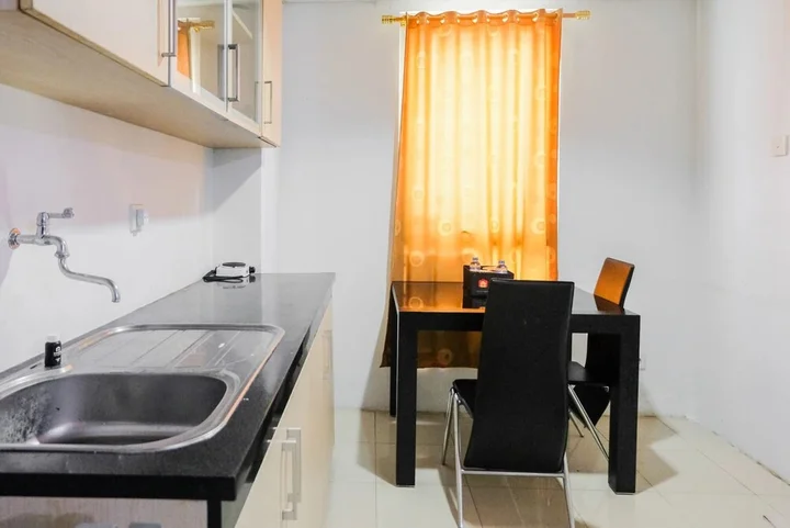 Тангеранг: Stylish and Convenient Studio The Habitat Apartment