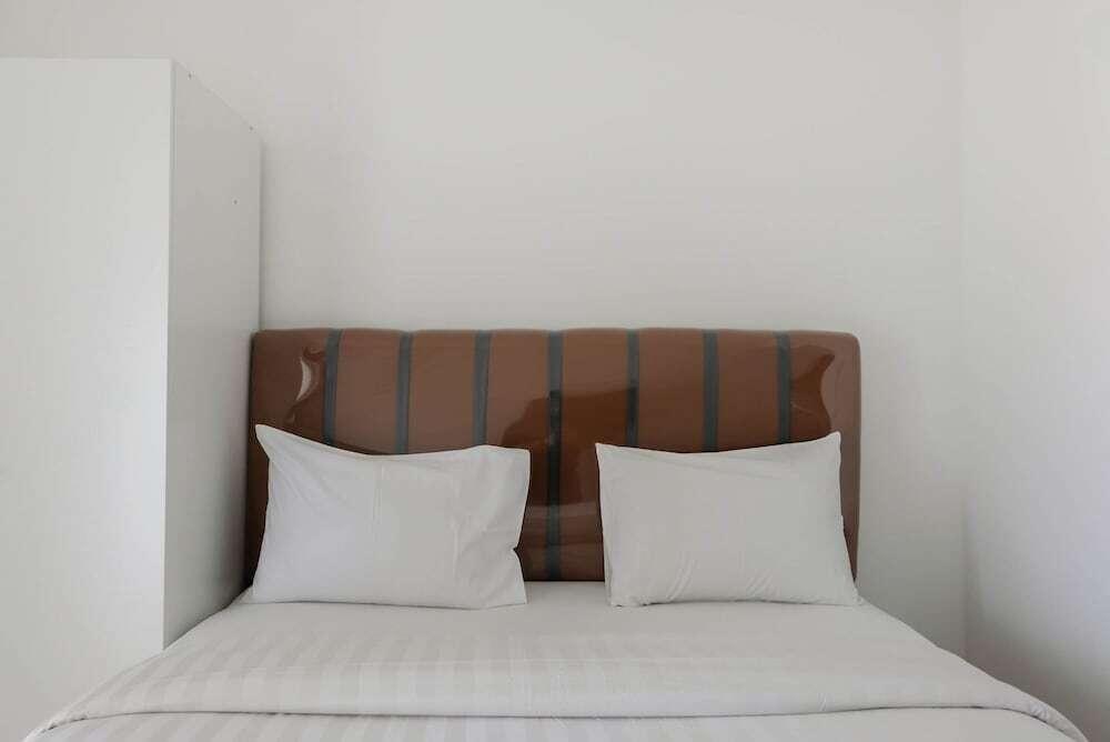Legok: Cozy Studio Apartment at M-Town Residence near Summarecon Mall