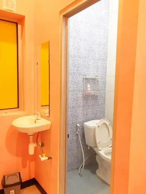 Семаранг: Roomz Budget