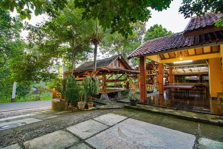 Батуретно: Kopilimo Café & Homestay