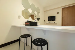 Депок: Homey and Comfy Studio Cinere Resort Apartment