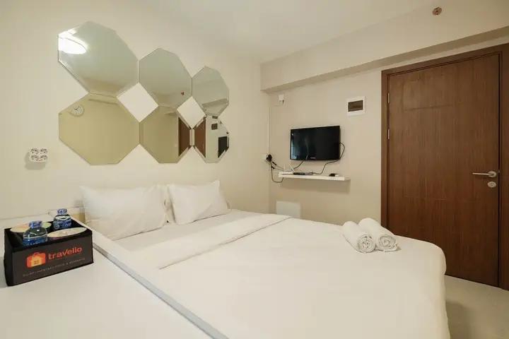 Homey and Comfy Studio Cinere Resort Apartment — фото 4