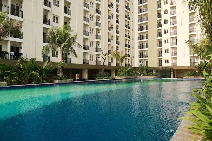 Депок: Minimalist and Convenient Studio Cinere Resort Apartment