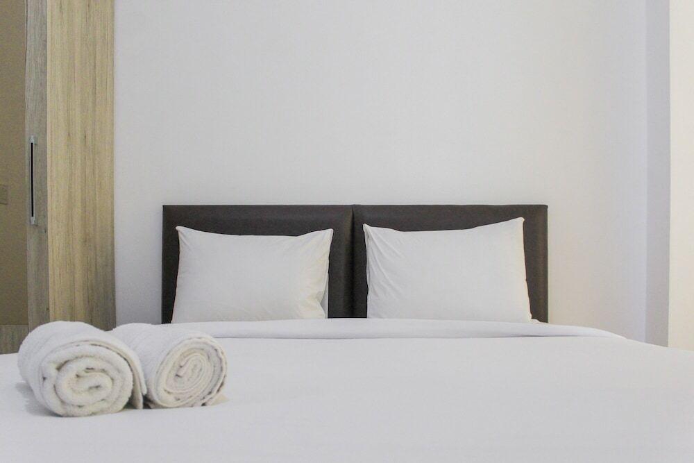 New Furnished Studio Apartment at M-Town Residence By Travelio — фото 2
