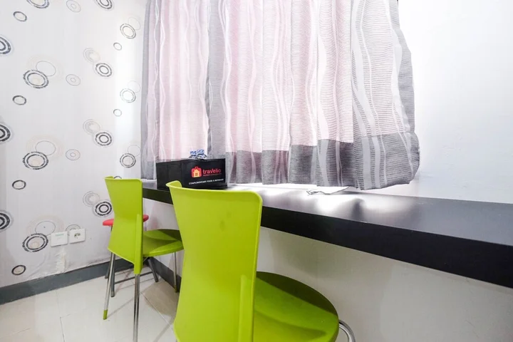 Депок: Contemporary Studio Apartment at Taman Melati Margonda By Travelio