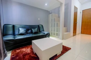 Депок: Minimalist and Stylish Studio Dave Apartment By Travelio