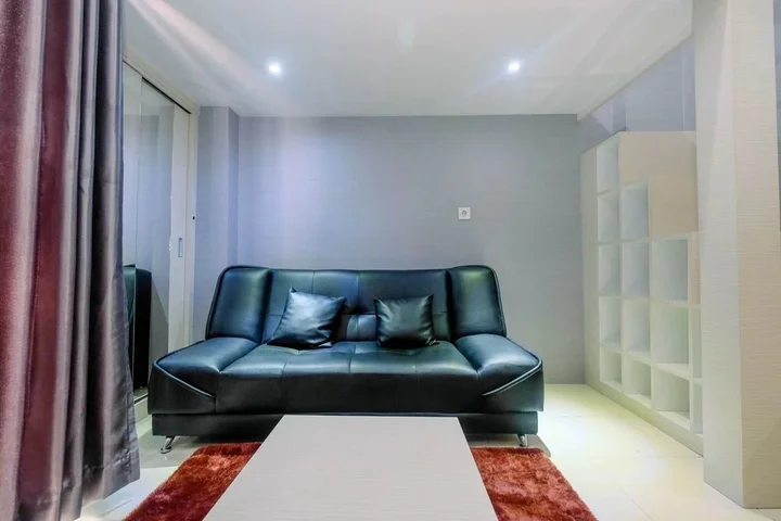 Депок: Minimalist and Stylish Studio Dave Apartment By Travelio