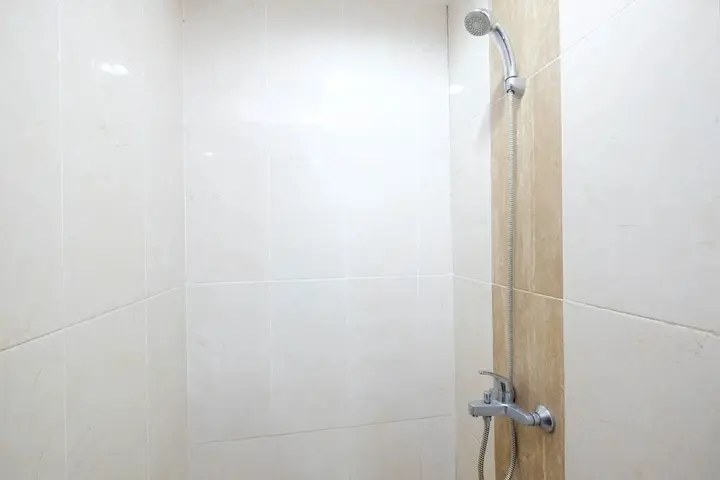 Депок: Cozy Minimalist Studio @ Taman Melati Margonda Apartment By Travelio