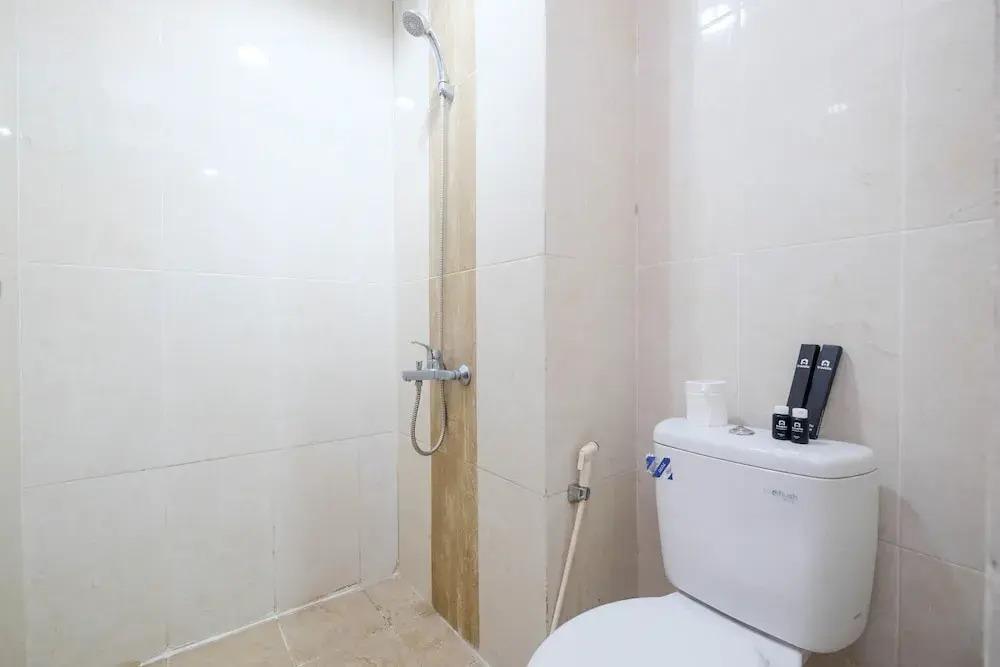 Депок: Cozy Minimalist Studio @ Taman Melati Margonda Apartment By Travelio
