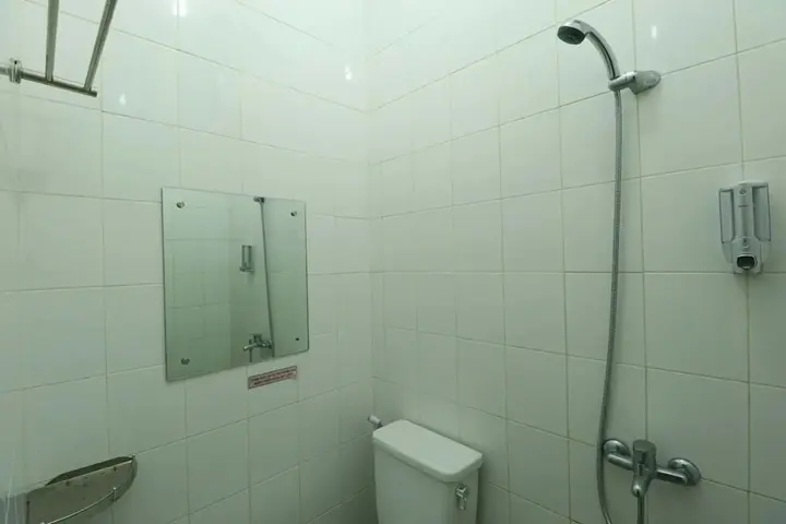 Тангеранг: Barada Rooms