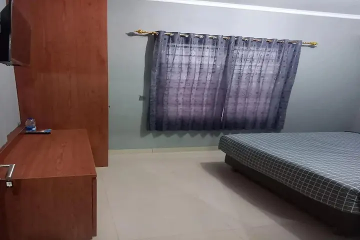 Тангеранг: Barada Rooms