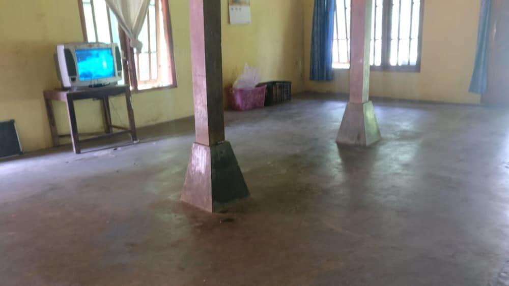 Батуретно: Homestay Miftah Syariah - Hostel