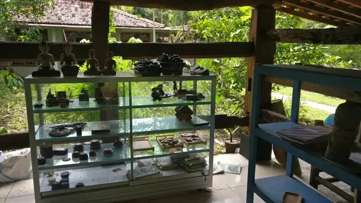 Батуретно: Homestay Miftah Syariah - Hostel