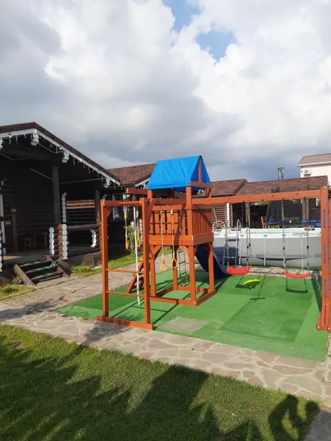 Голубицкая: База отдыха Постоялый двор Подкова