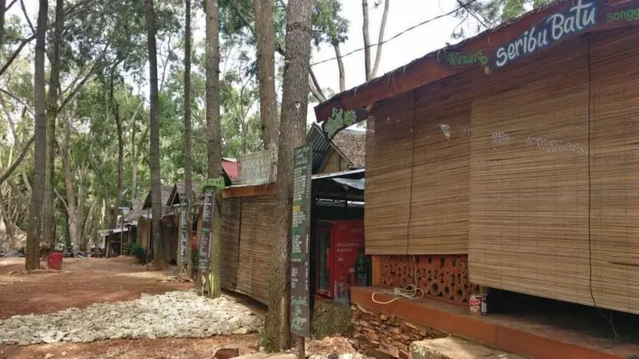 Батуретно: Seribu Batu Songgo Langit Resort & Camp