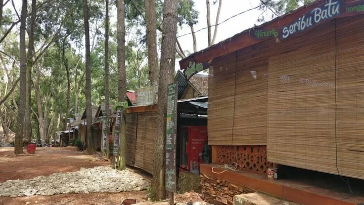 Батуретно: Seribu Batu Songgo Langit Resort & Camp