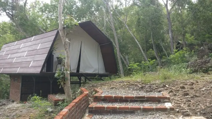 Батуретно: Seribu Batu Songgo Langit Resort & Camp