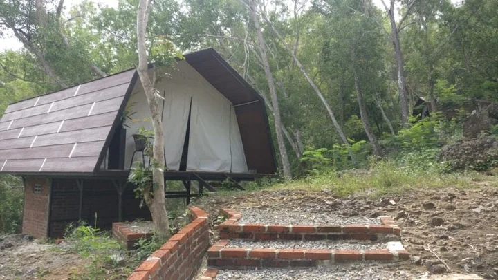 Батуретно: Seribu Batu Songgo Langit Resort & Camp