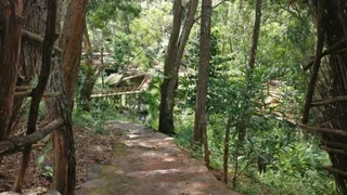 Батуретно: Seribu Batu Songgo Langit Resort & Camp