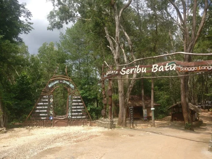 Батуретно: Seribu Batu Songgo Langit Resort & Camp