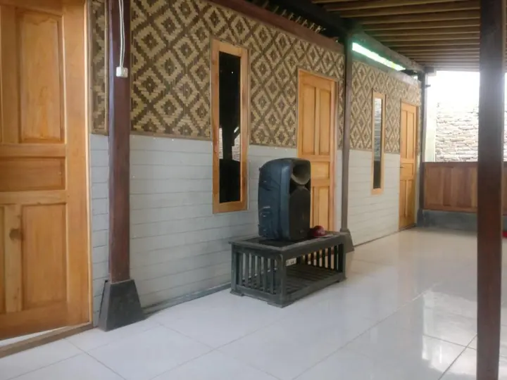 Батуретно: Homestay Kurnia