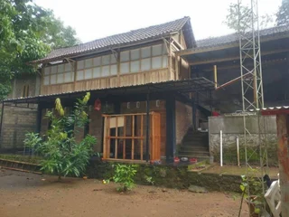 Батуретно: Homestay Kurnia
