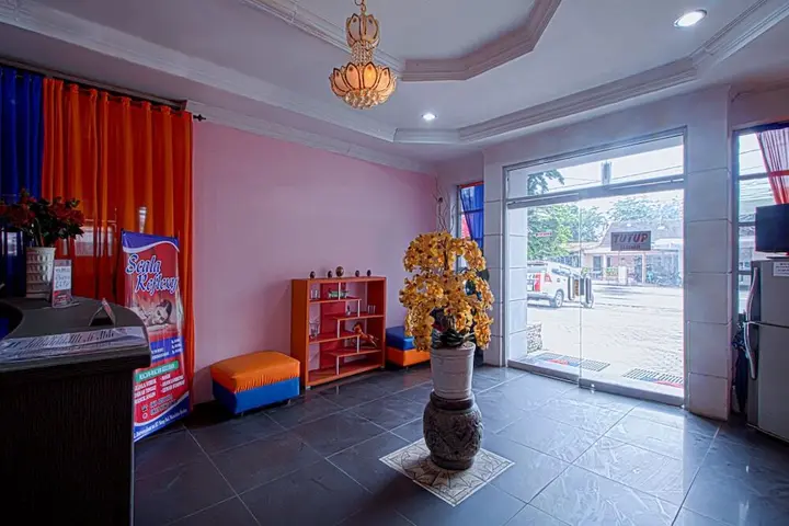 Медан: Scala Inn
