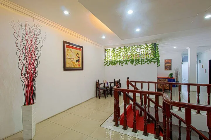 Медан: Scala Inn