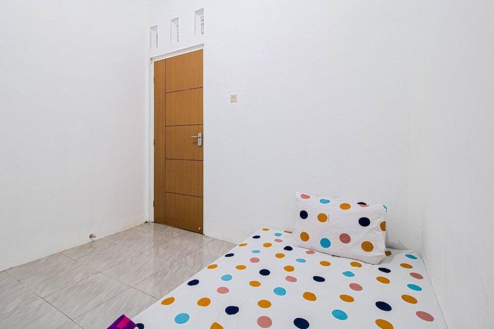 Депок: Wisma Sarjana Plus