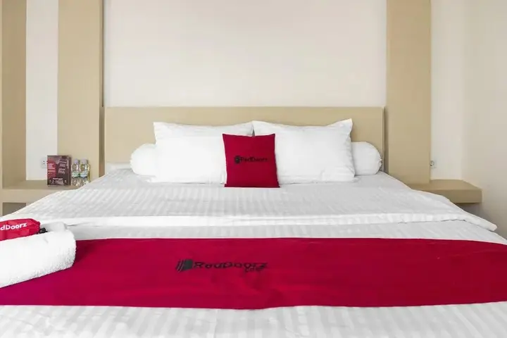 Медан: RedDoorz Plus near Millenium ICT Centre Medan 2